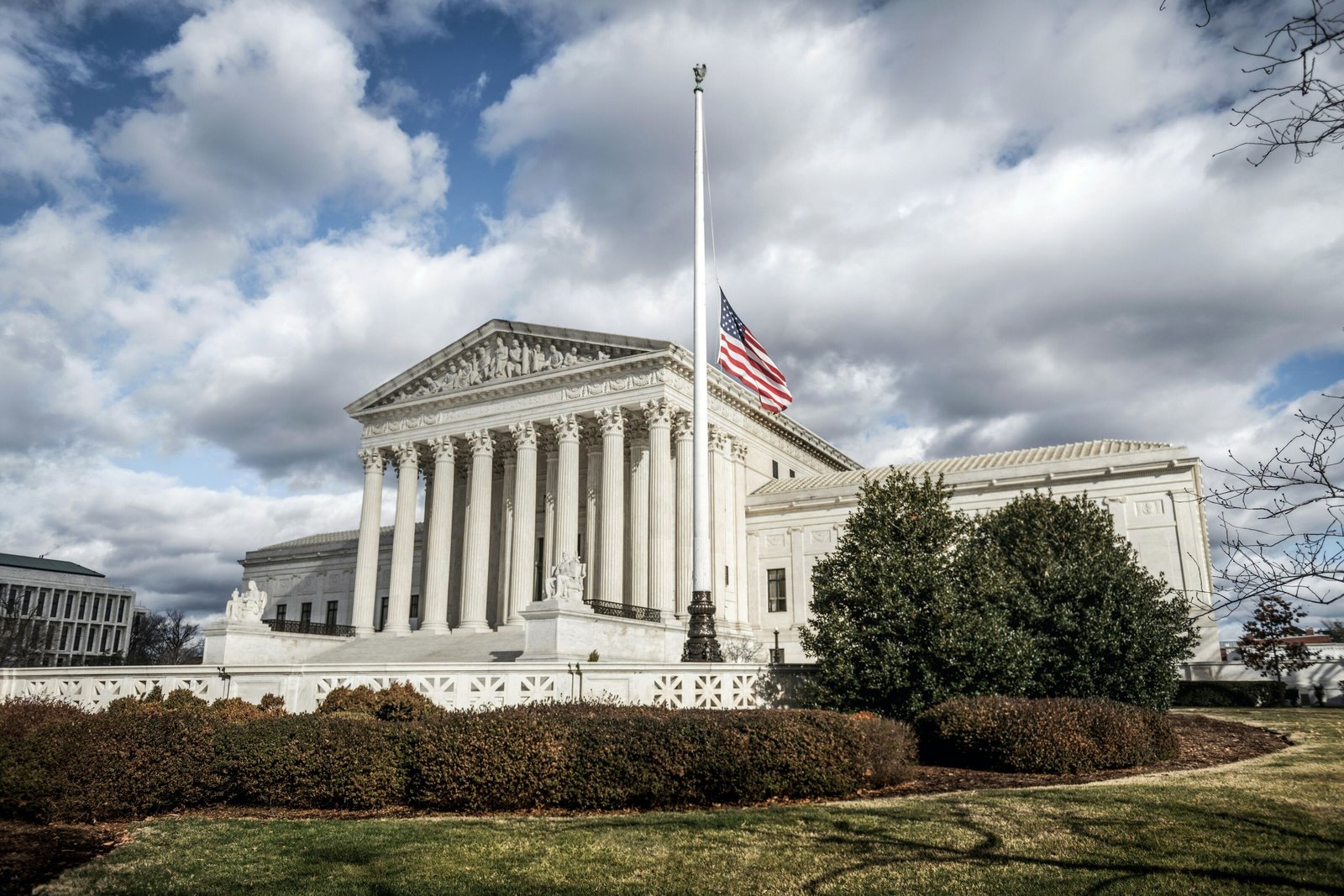 Voting Rights Act Weakened by Supreme Court: What It Means for U.S. Elections
